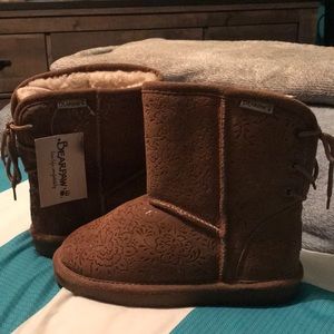 BearPaw Chestnut Boots